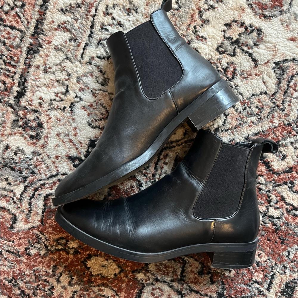 Black Leather Chelsea Boots